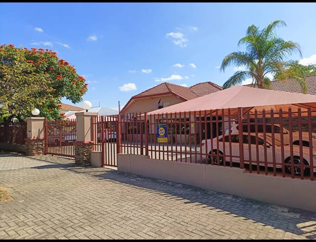 325M² OFFICE FOR SALE IN BO-DORP